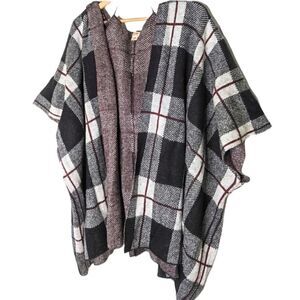 Mossimo Supply Co Black Red Plaid Acrylic Hooded Open Poncho size S/M